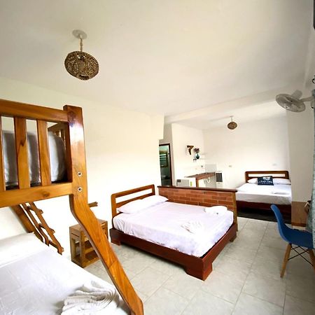 Whale House Hotel Puerto López Pokoj fotografie